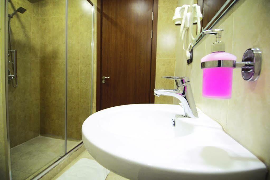 Green Queen Hotel Tbilisi Exterior photo
